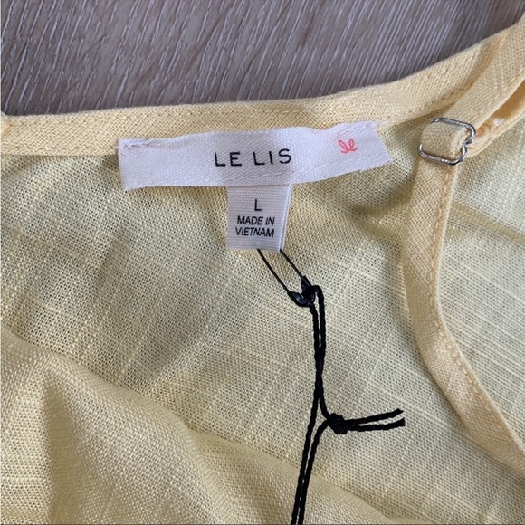 Le Lis Yellow Linen Blend Crop Top Tie Up Tank - Picture 9 of 10